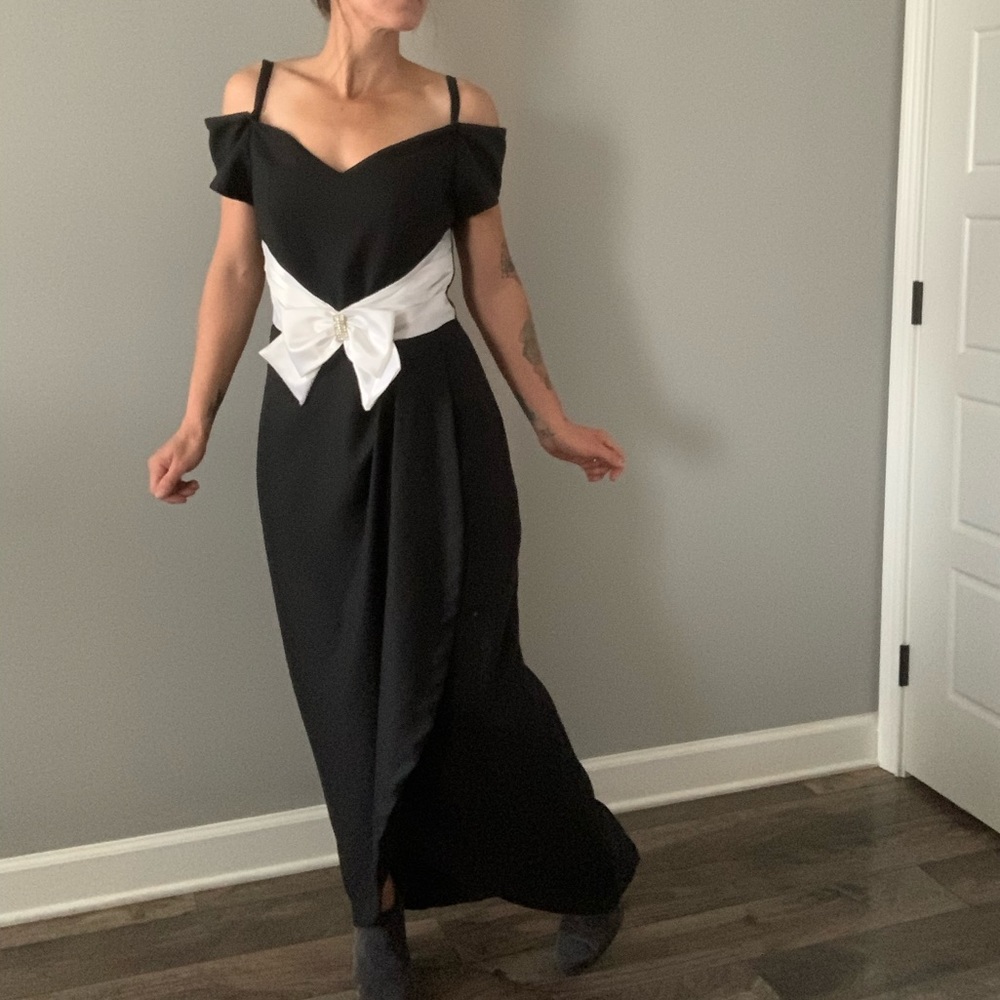 Vintage Black and White Prom Dress - Picture 6 of 8